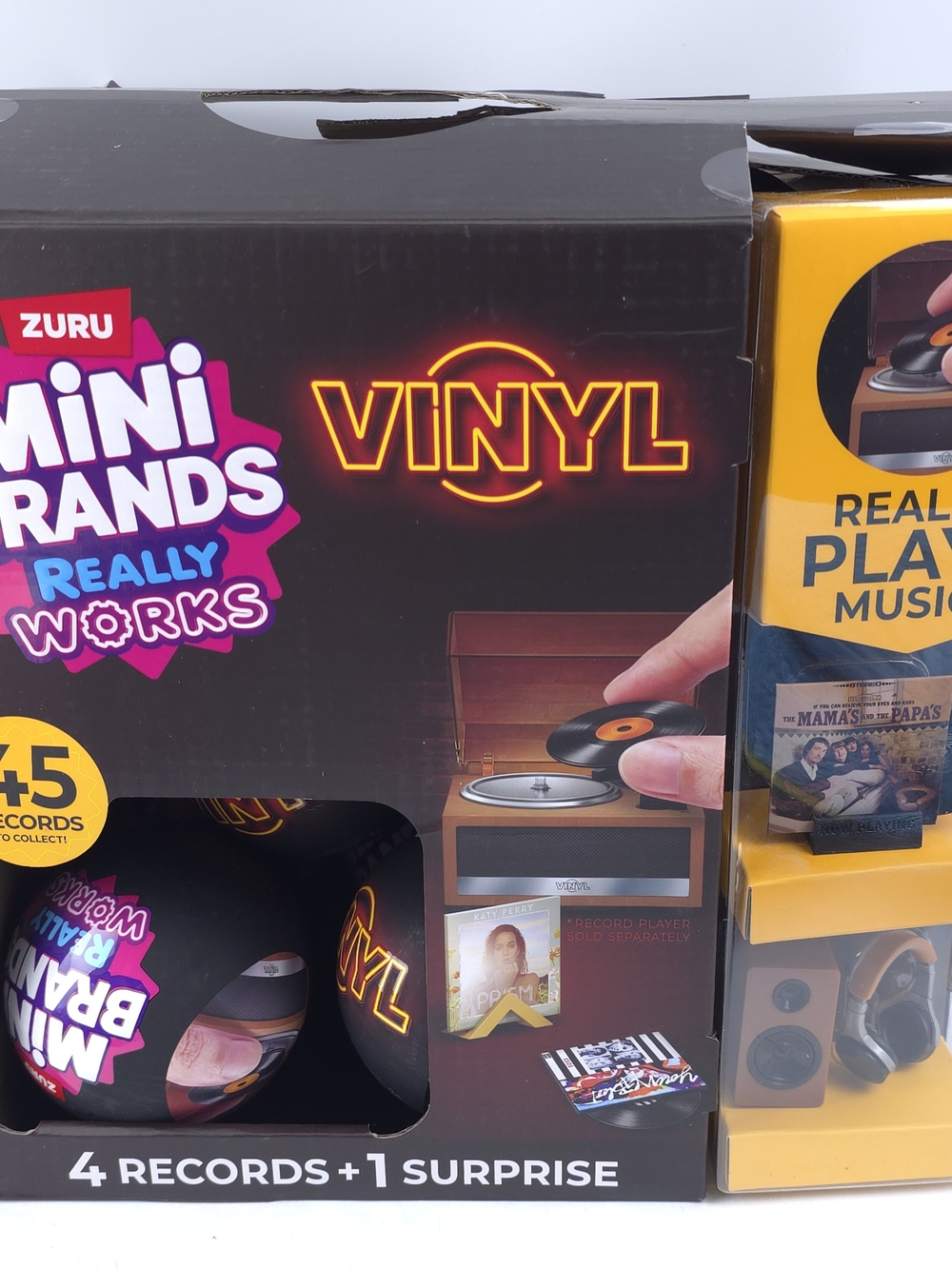 16 Pack - ZURU Mini Brands Really Works Vinyl Capsules - NEW & READY TO SHIP!
